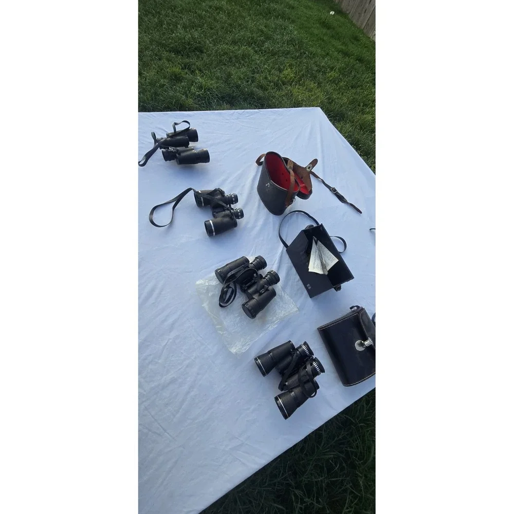 Lot Of 4 Pairs Of Binoculars & 3 Cases